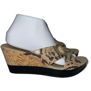 Amalfi by Rangoni Sandals Size 8.5M Black/Tan Snake Pattern Wedge Cork Slip On